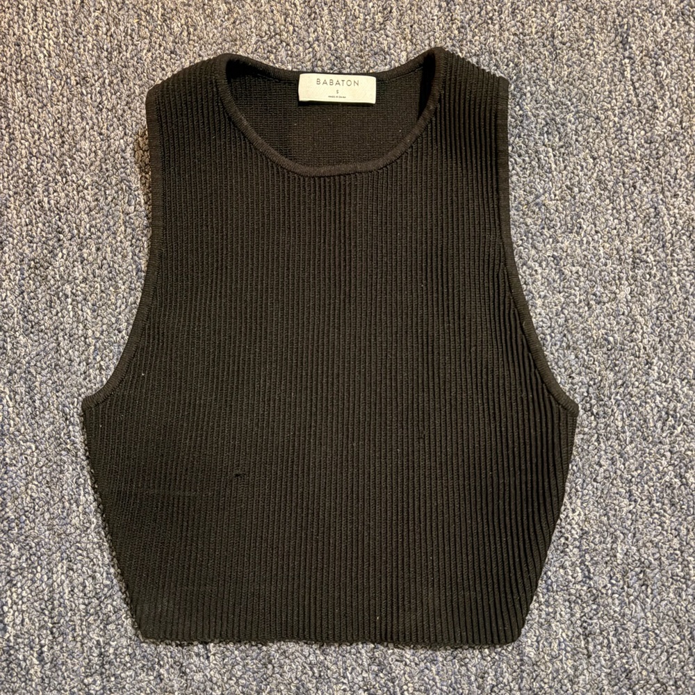 Babaton Black Ribbed Crop Top